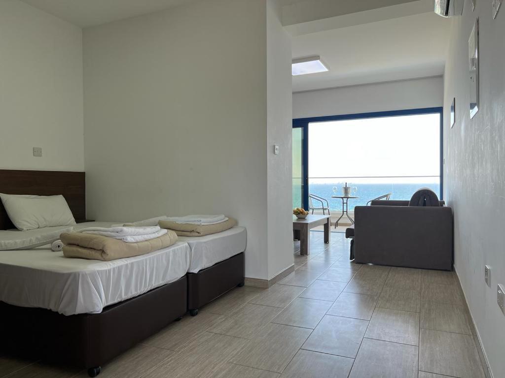 Governors Beach Panayiotis Aparthotel Exterior foto